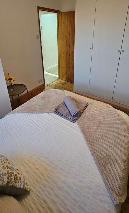 메이드스톤 The Hive 4 Bed House Pool Table Air-Con 빌라 외부 사진